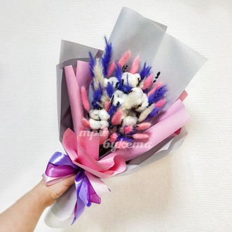 Букет из пушистых сухоцветов Букет из пушистых сухоцветов