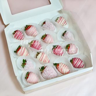 Набор из 16 клубник в шоколаде